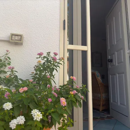 Villa Tipica Sulla Costa Salentina Con Jacuzzi