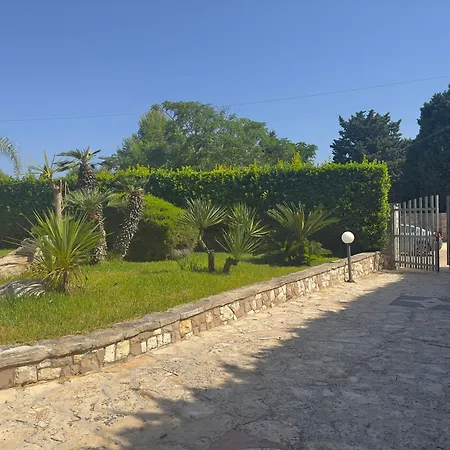 Tipica Sulla Costa Salentina Con Jacuzzi Villa *