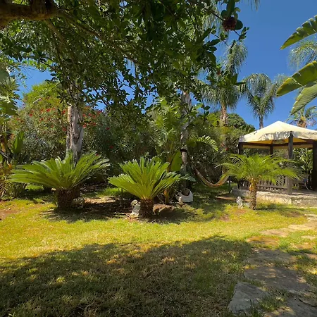 Tipica Sulla Costa Salentina Con Jacuzzi Villa Santa Cesarea Terme